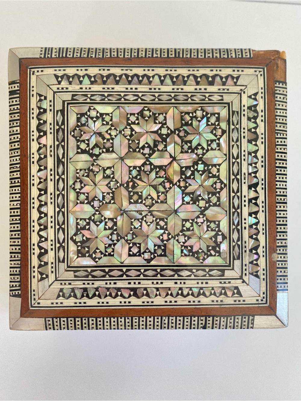 Inlaid Mother of Pearl Decorative Box - Geometric Mosaic